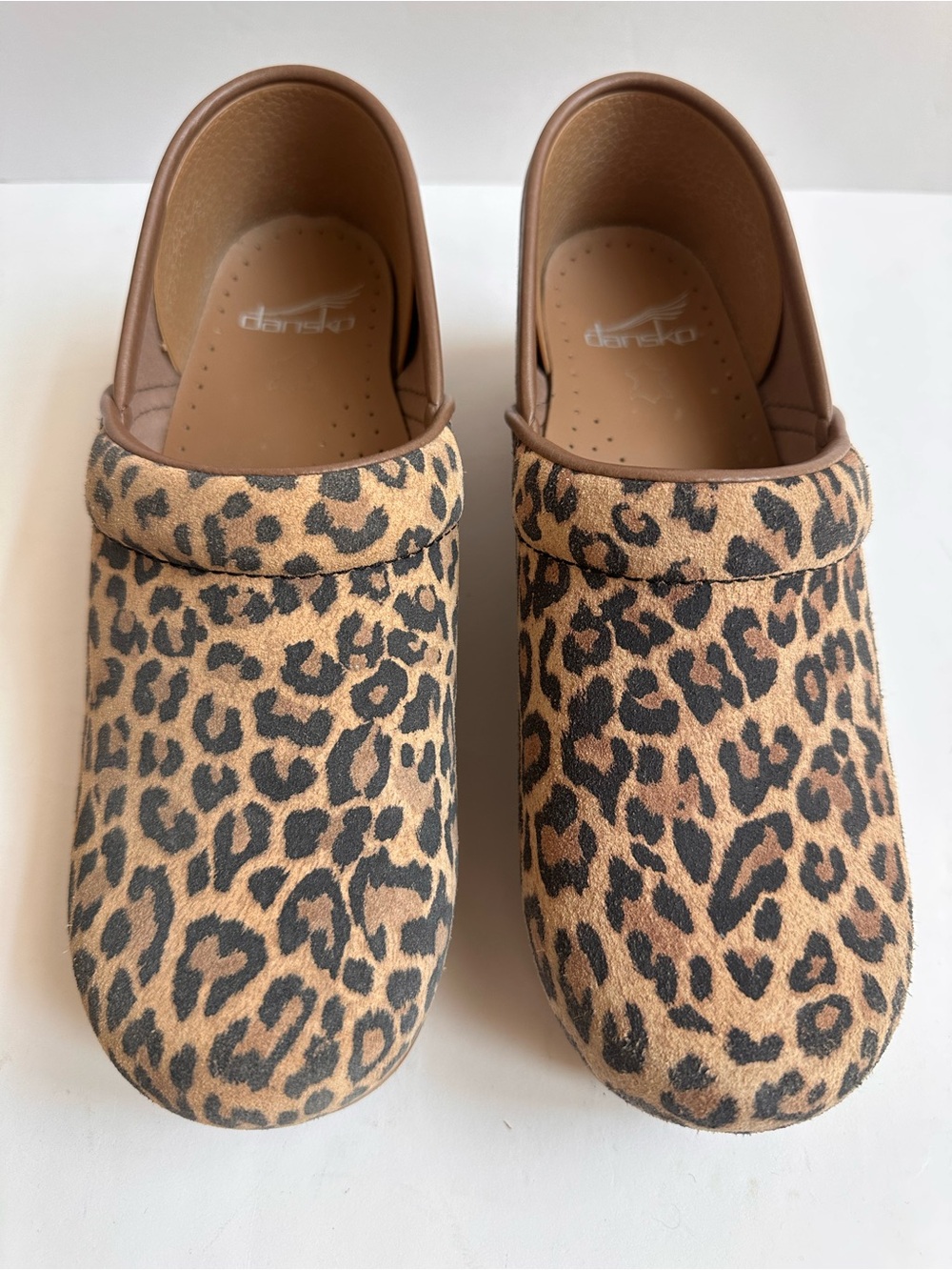 Dansko Women’s Suede Leopard Print Clogs 39 8.5 - 9 - Picture 3 of 11